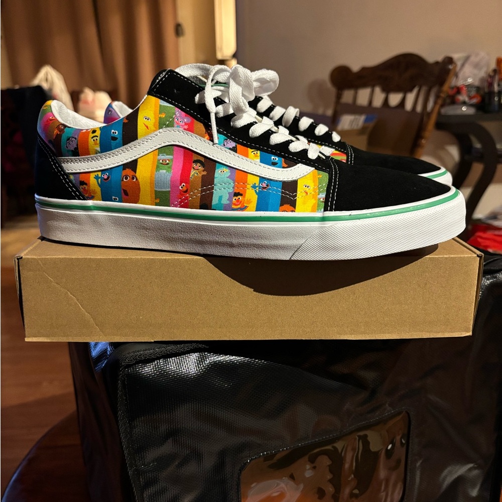 Vans Sesame Street edition. Sz13 New Never worn